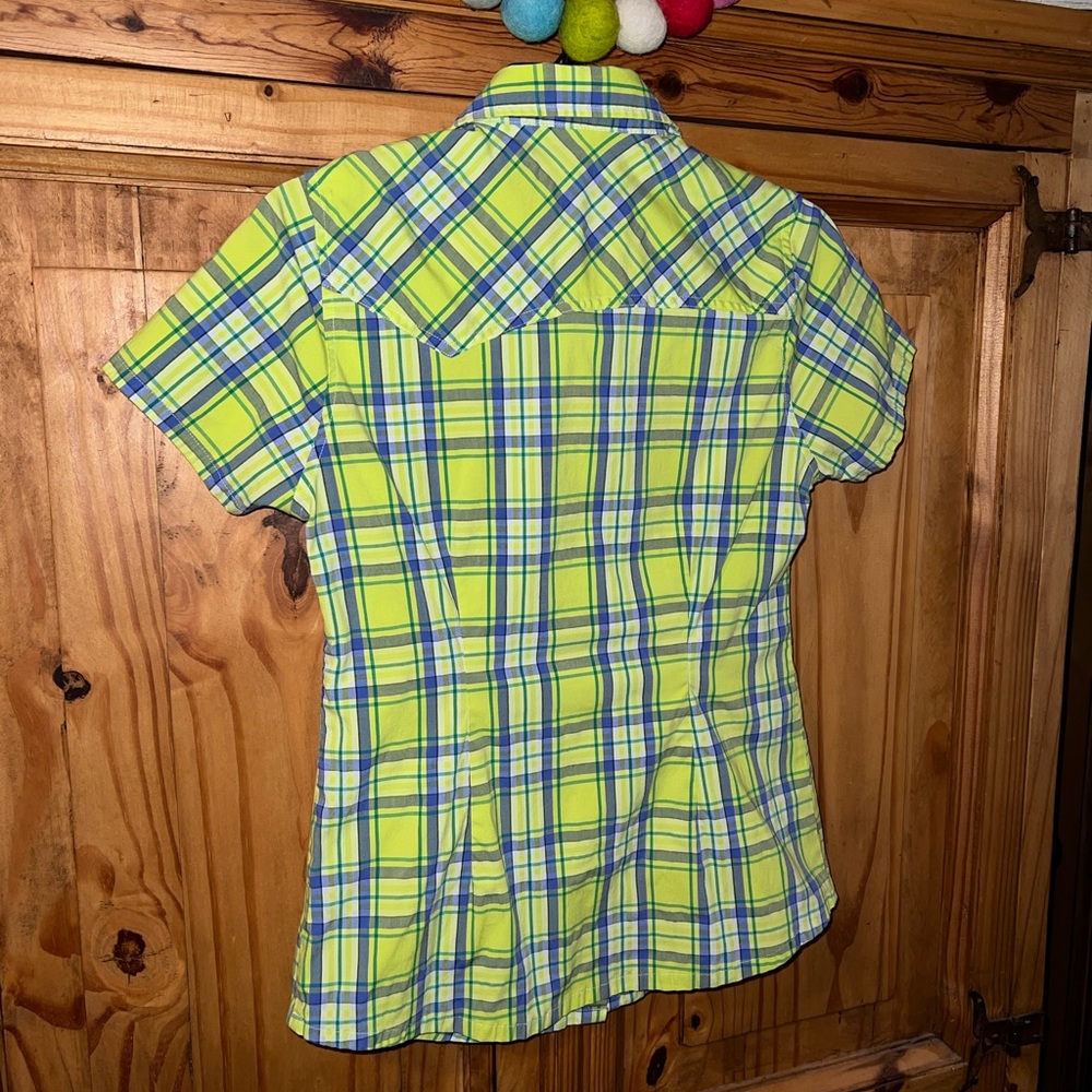 Dickies plaid button down short sleeve shirt/top. Size small. EUC - Picture 6 of 7